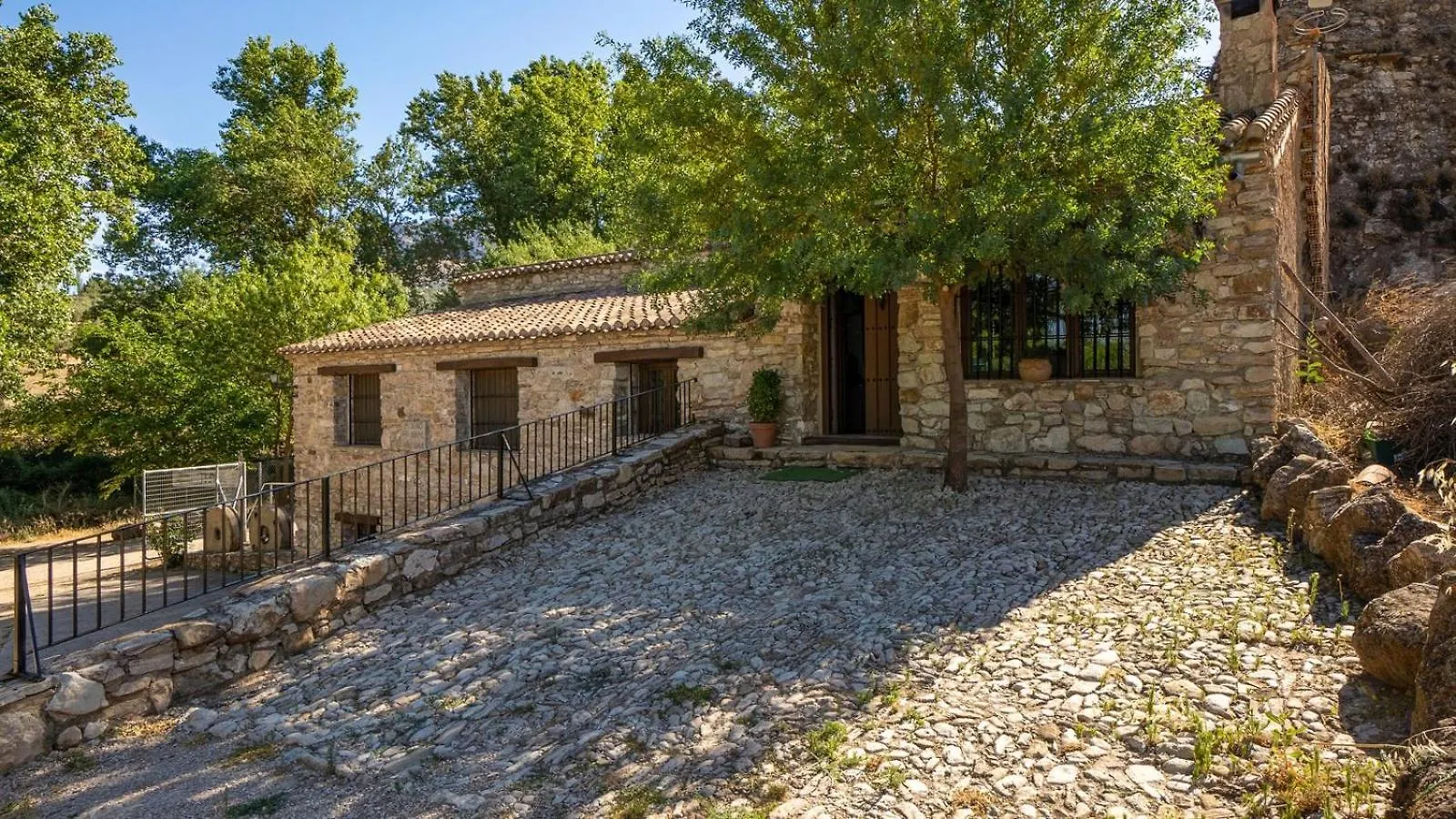 Molino Higueral Villanueva Del Trabuco By Ruralidays Holiday home